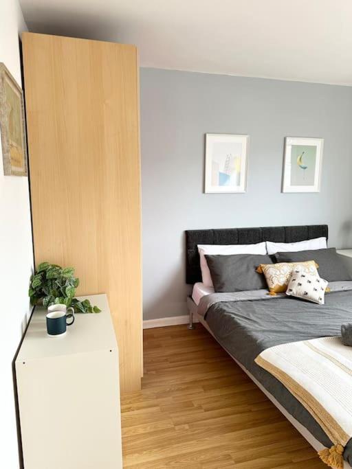 6 Guests House Old Trafford,Media City,City Centre, Free Parking Manchester Dış mekan fotoğraf